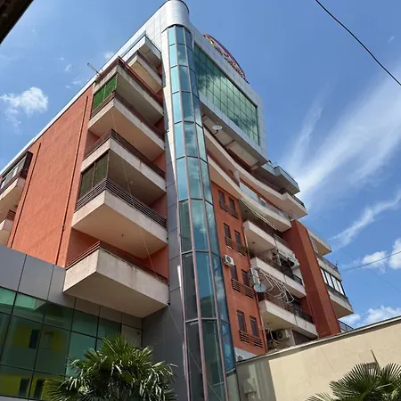 Season Apartman